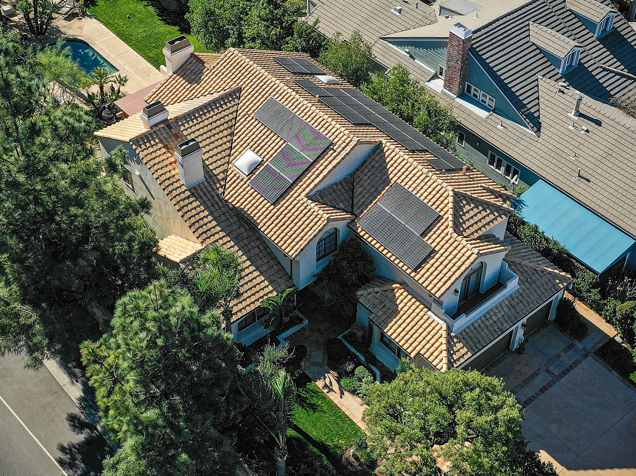 Is My Roof Compatible with Solar Panels? 3 Factors to Consider Before Solar Panel Installation