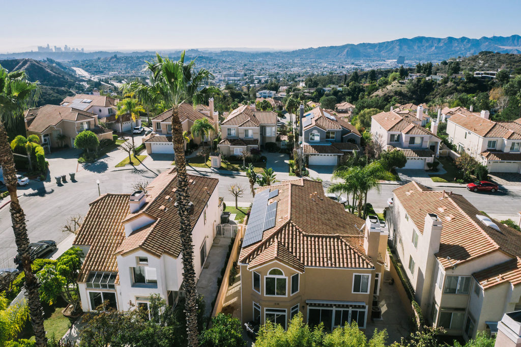 How To Find Reliable Solar Companies That Replace Your Roof