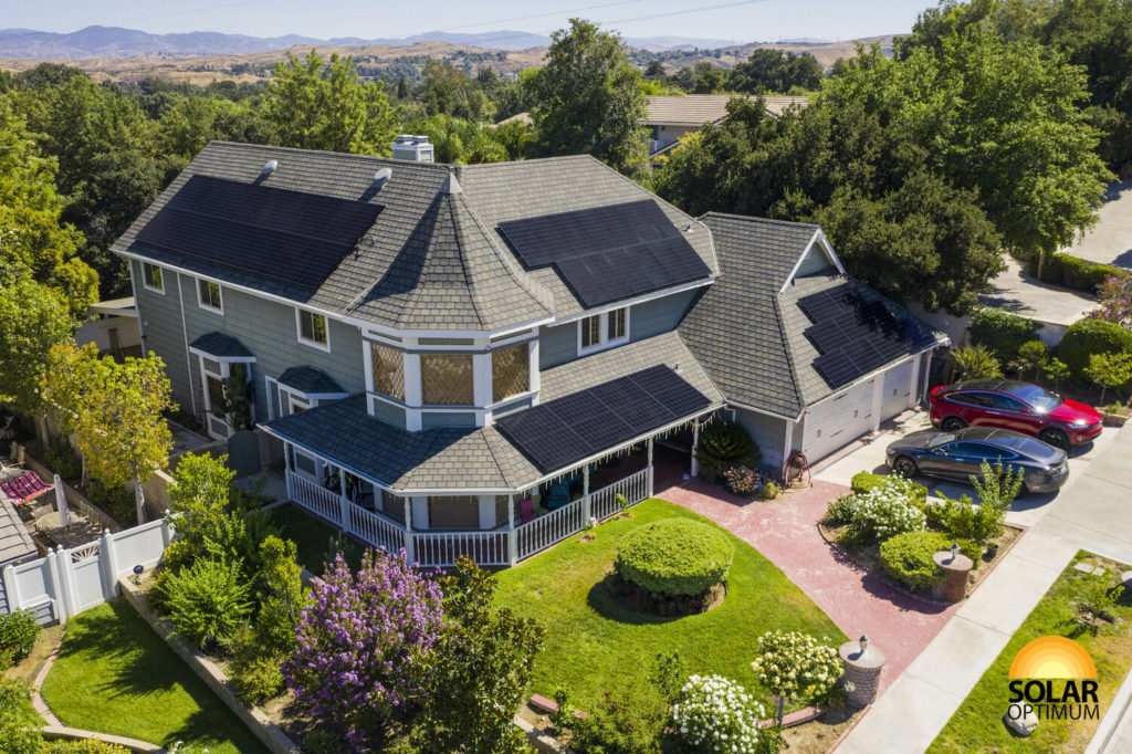 Reroofing vs. Roof Replacement: What’s the Difference?