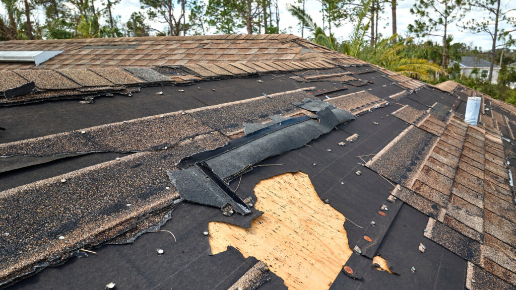 What Are Wind Ratings for Shingle Roofs? - Roofing Optimum